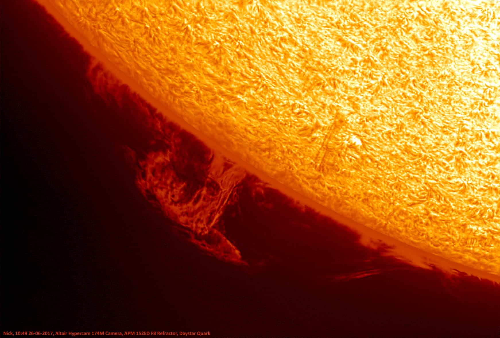 Teleskop: APM 152 ED Kamera: Altair Hypercam 174 Sonnenfilter/Okular: Daystar Quark H-Alpha Okular Autor: Nick Vermeulen Altair Astro UK Color Version